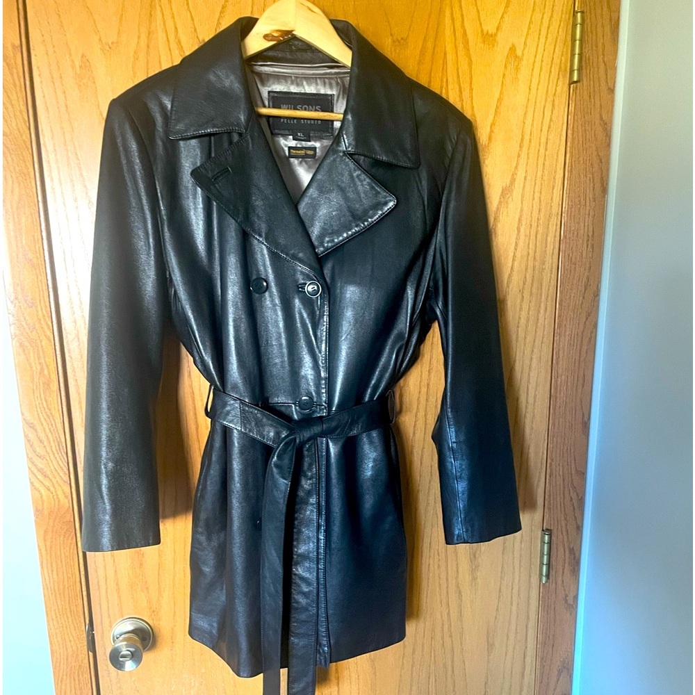 Wilson Genuine Leather Pelle Studio  belted jacket with added insulation